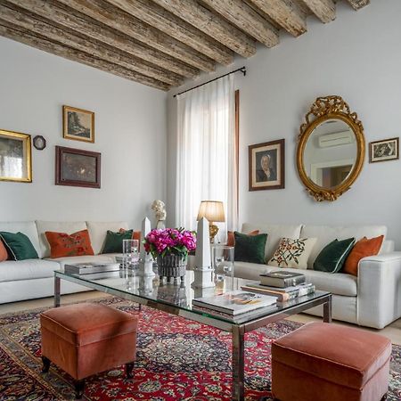 Miracoli Apartment With View On The Canal R&R Венеция Экстерьер фото