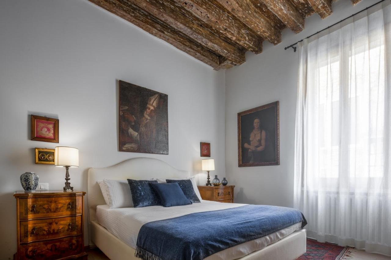 Miracoli Apartment With View On The Canal R&R Венеция Экстерьер фото
